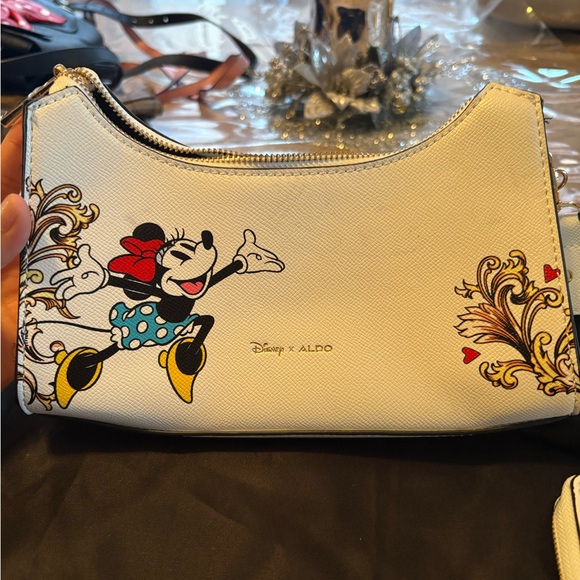 ALDO X DISNEY - Picture 2 of 3